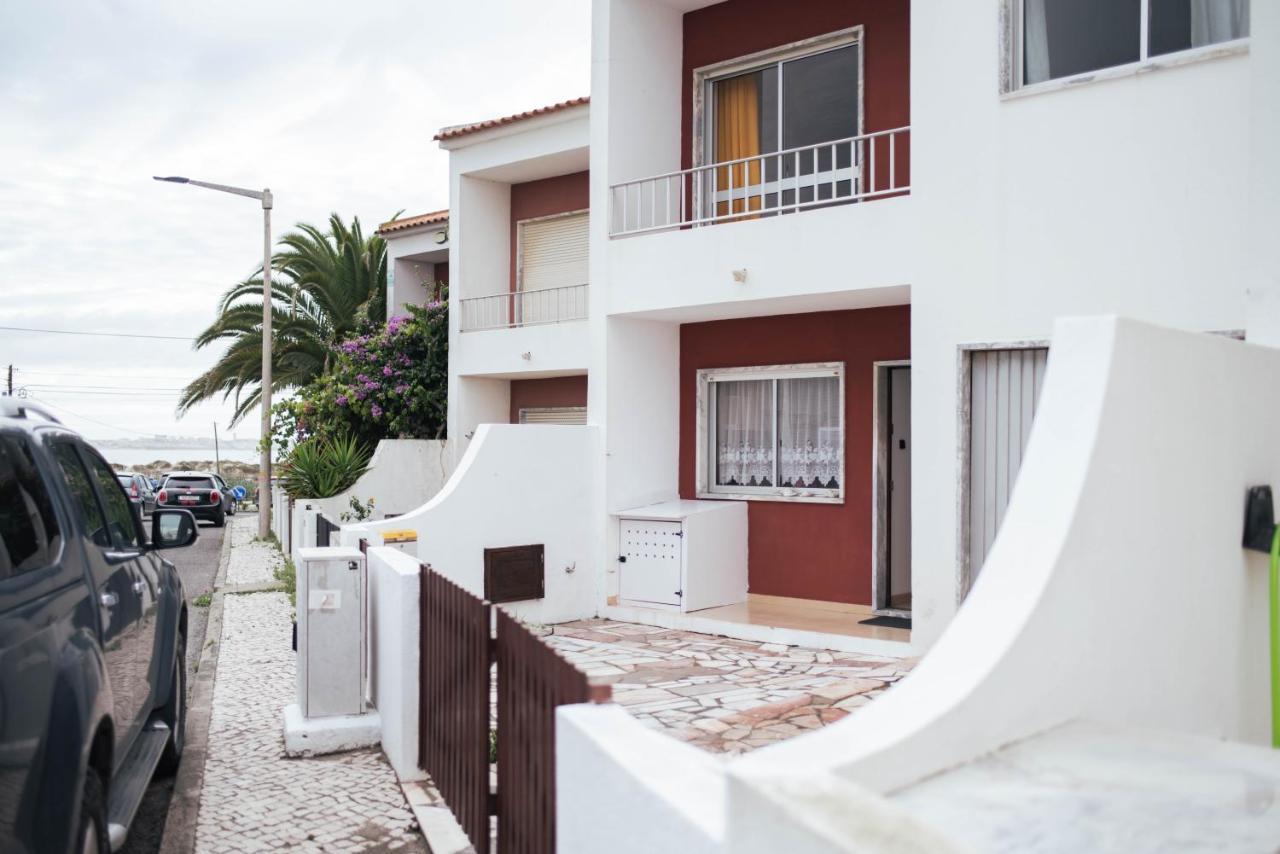 Albergue Baleal Surf Emotions Exterior foto